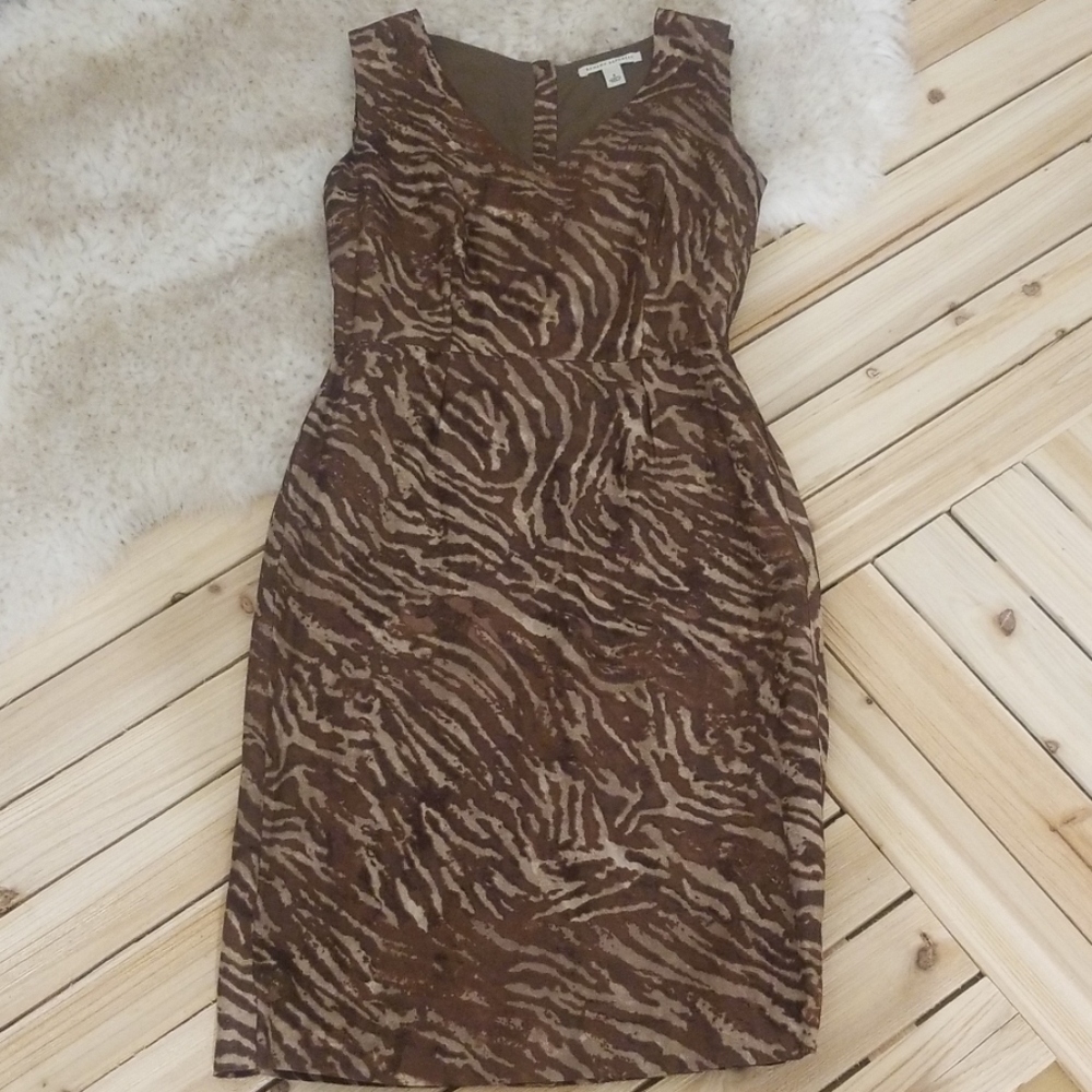 Banana Republic v neck zebra print dress - Picture 2 of 8